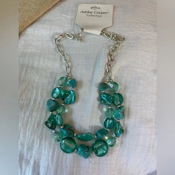 Ashley Cooper Layered‎ Necklace - Picture 6 of 6